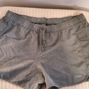 Ascend Women's Shorts